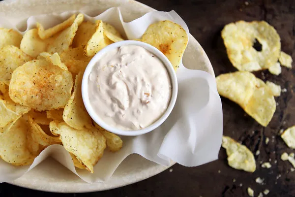 Homemade Sour Cream and Onion Dip Recipe