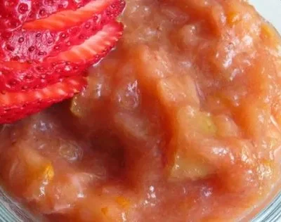 Homemade Strawberry-Rhubarb Applesauce Recipe