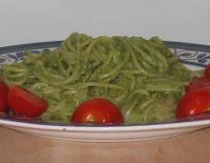 Homemade Walnut and Fresh Basil Pesto Sauce