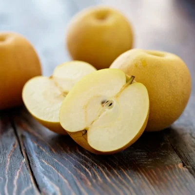 Honey-Drizzled Steamed Pears: A Simple