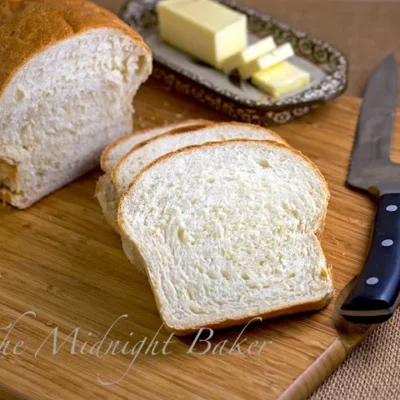 Honey-Glazed White Bread: Easy Bread Machine Recipe