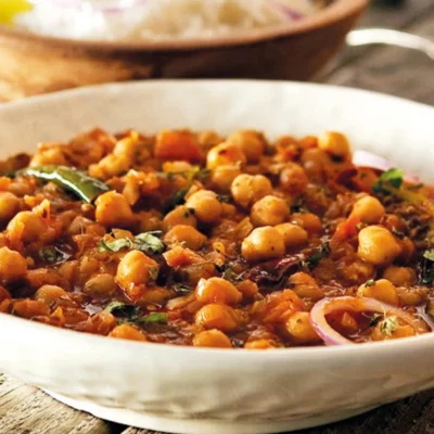 Indian Spicy- Sour Chickpeas With