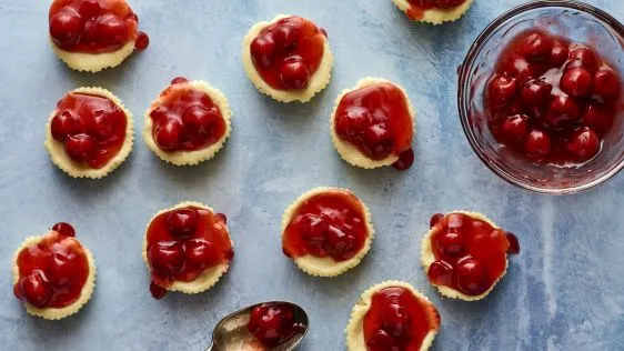 Individual Mini Cherry Cheesecakes