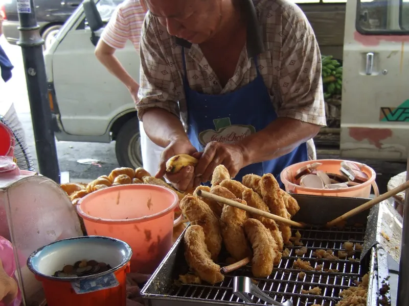 Indonesian Fried Bananas