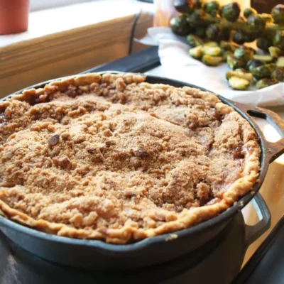 Iron Skillet Apple Pie