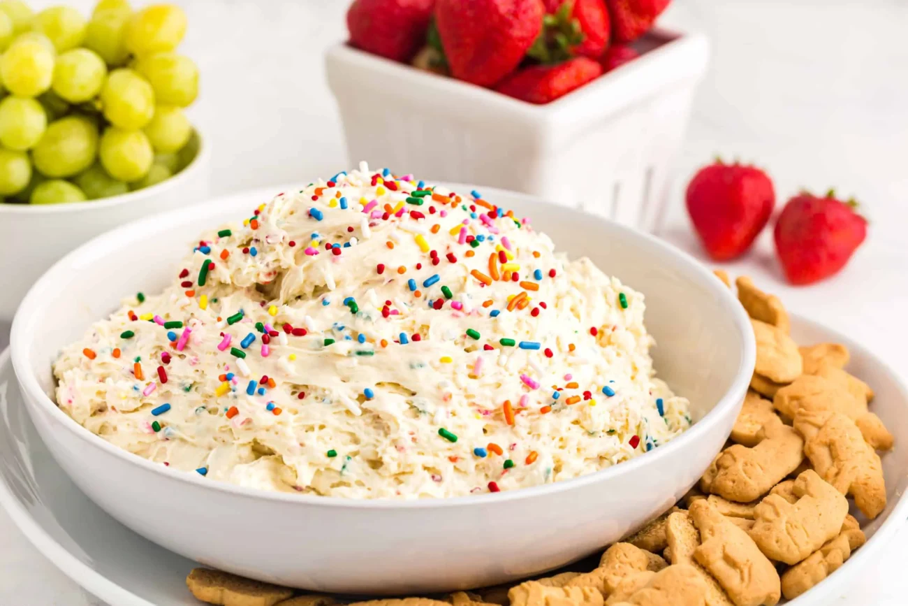 Irresistible Teddy Graham Creamy Dip Delight