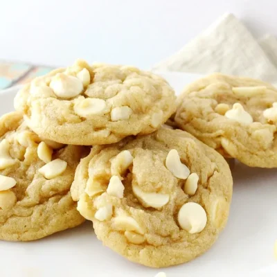 Irresistible White Chocolate Chunk And Macadamia Nut Cookies