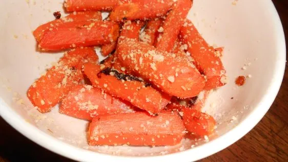 Italian Parmesan Roasted Carrots