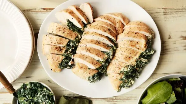 Juicy Chicken Breasts Stuffed with Creamy Spinach Filling