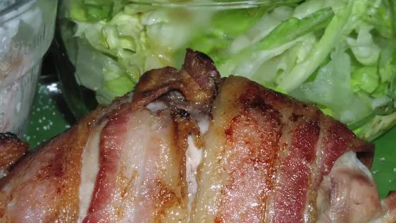 Juicy Oven-Baked Chicken Breast Wrapped in Flavorful Bacon