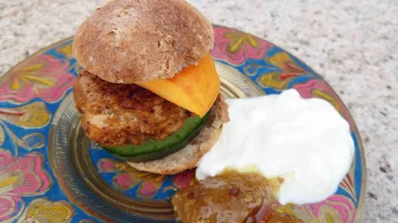 Juicy Tandoori Chicken Burger Recipe: A Flavorful Twist on a Classic