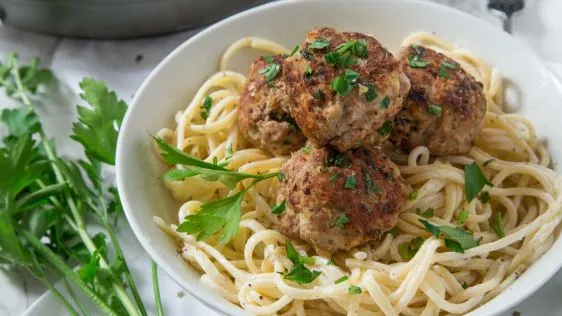 Juicy and Flavorful Oven-Baked Turkey Meatballs Recipe