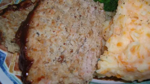 Juicy and Flavorful Turkey Meatloaf Recipe