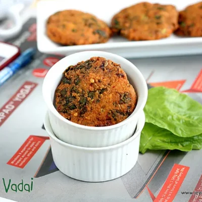 Keerai Vada