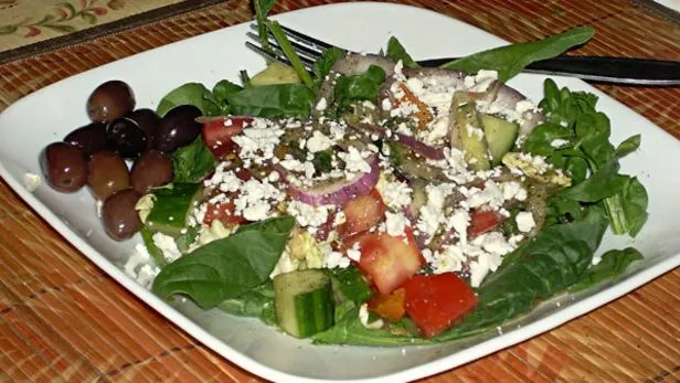 Kittencals Greek Garden Salad With Greek