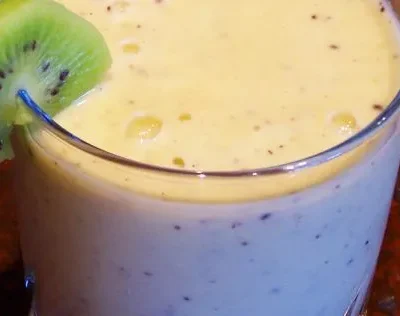 Kiwi Pear Smoothie