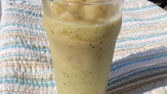 Kiwi Pineapple Smoothie Non- Dairy