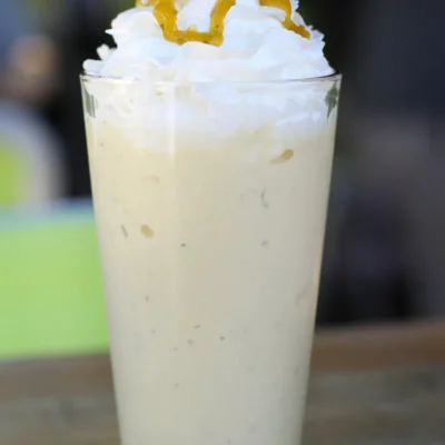 Lassi Shake With Ice Cream