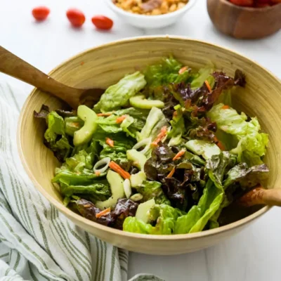 Leaf Lettuce Salad