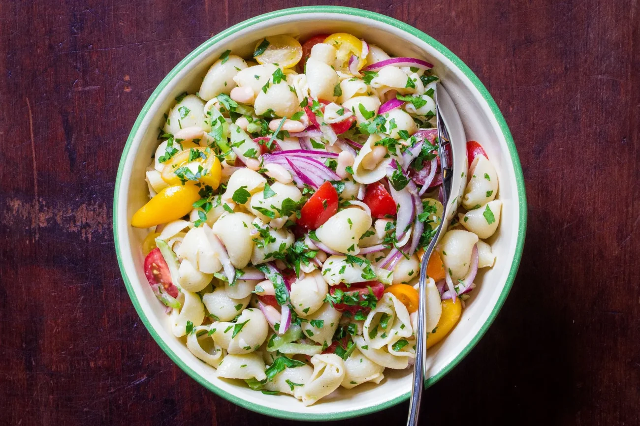 Lemon And Hot! Pasta Salad With Kidney Or