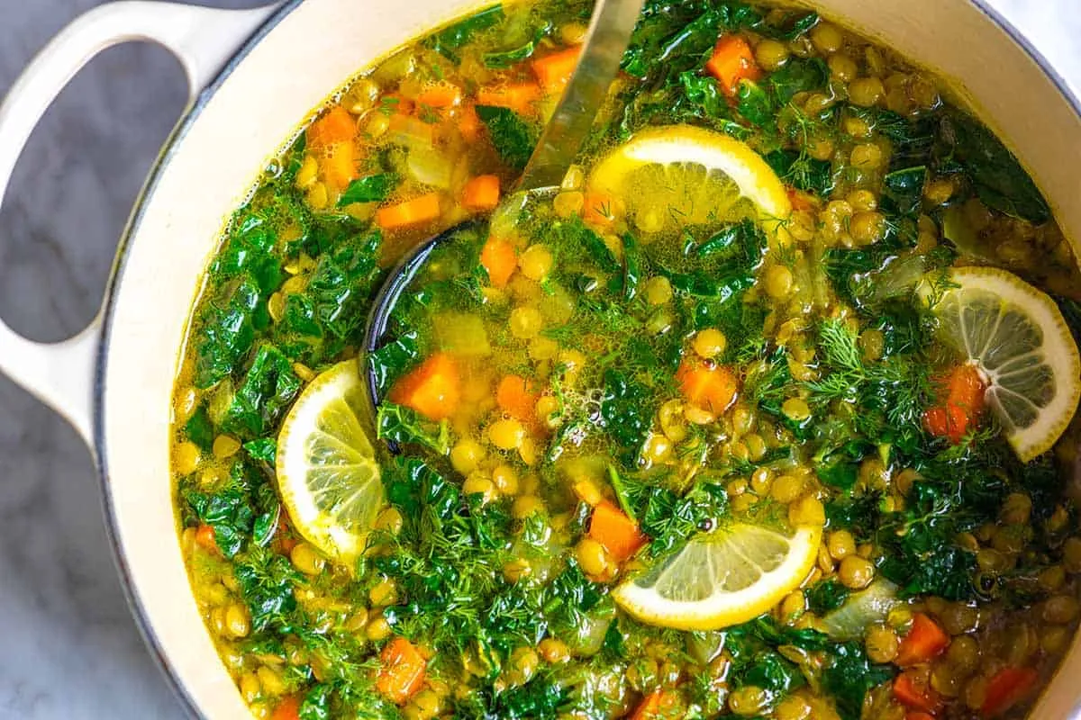 Lemon-Infused Spinach and Lentil Soup Recipe