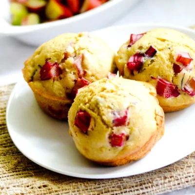 Lemon Rhubarb Muffins