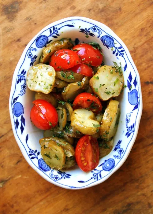 Lemon-Thyme Infused Fresh Tomato Delight