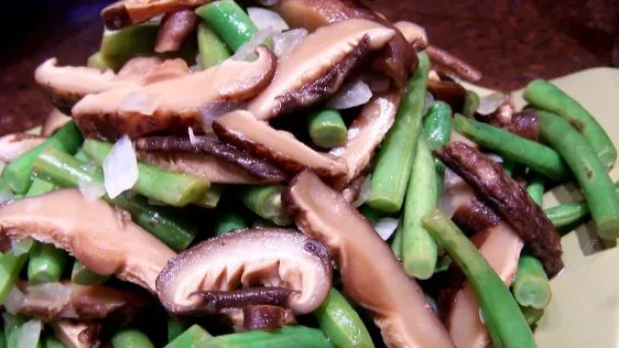 Lemony Green Beans With Shiitake