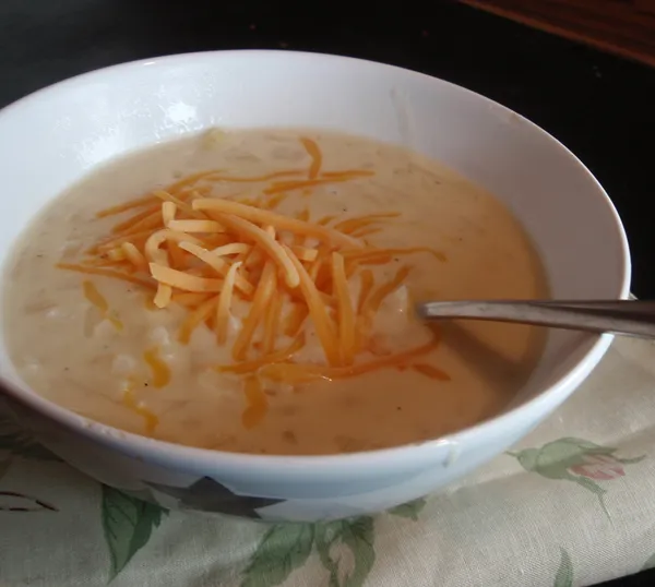 Light and Creamy Baked Potato Soup for Healthy Weight Management