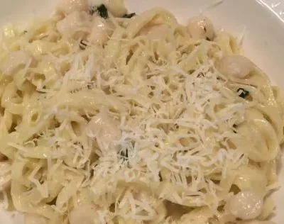 Linguini With Scallops And Herb Cream