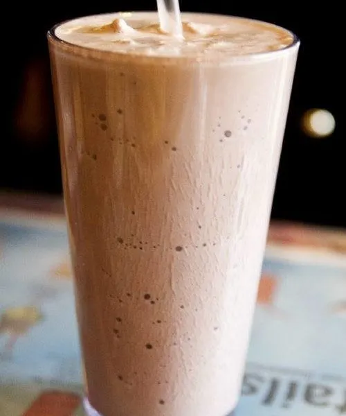 Low-Calorie Chocolate Banana Smoothie – WW Friendly 2-Point Treat