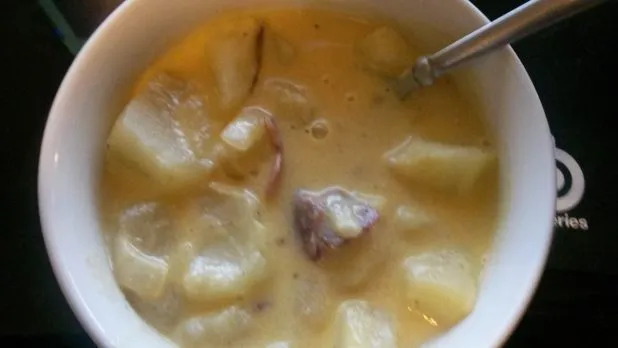 Low-Calorie Creamy Potato Soup Recipe for Healthy Weight Management