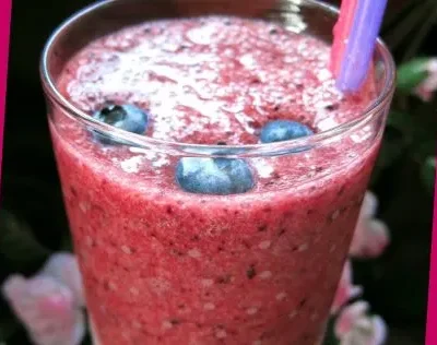 Low-Calorie Strawberry Blueberry Delight With Splenda