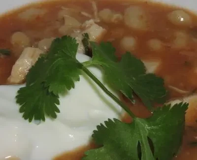 Low-Calorie White Chicken Chili Recipe - Weight Watchers Friendly