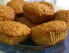 Low-Fat Oatmeal Muffins