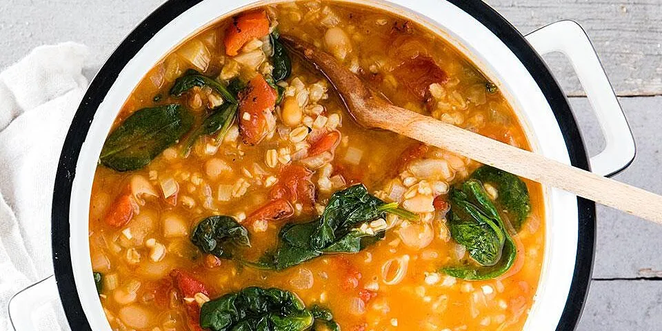 Low-Fat Spicy Tomato and Bean Barley Casserole