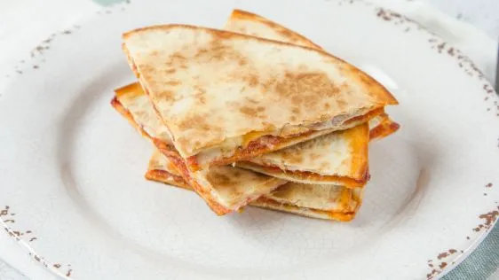 Lunchbox Pizza Quesadilla