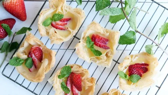 Luscious Strawberry-Lemon Curd Phyllo Cups Recipe