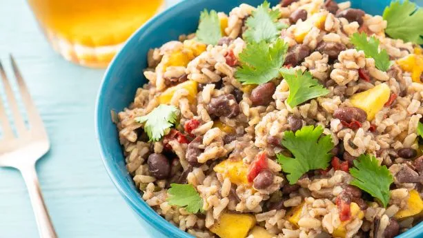 Mango-Infused Spicy Black Beans and Rice Crockpot Recipe