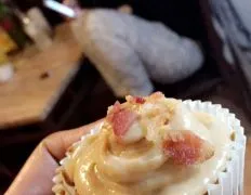 Maple French Toast And Bacon Cupcakes