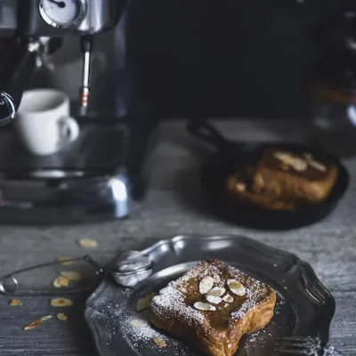 Maple Roasted Almonds With Fleur De Sel Les