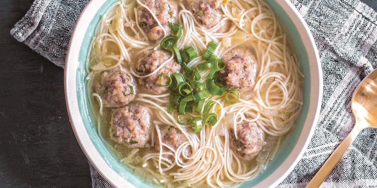 Meatball And Spaghetti Soup