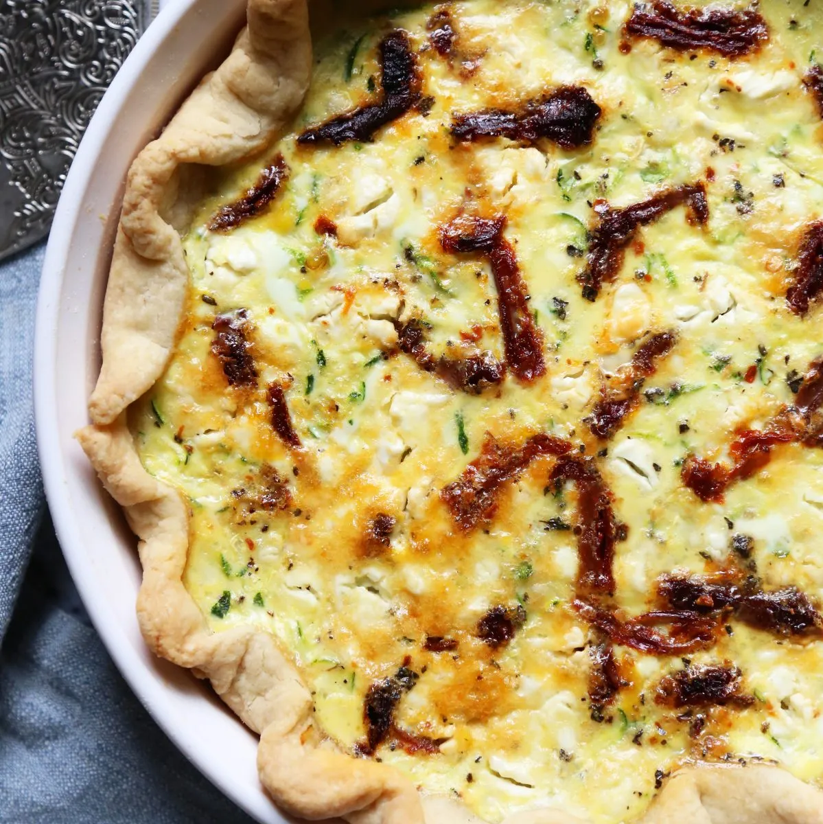 Mediterranean-Inspired Quiche with Sun-Dried Tomatoes and Olives