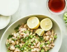 Mediterranean-Inspired Tuna And White Bean Salad Recipe