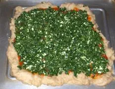 Mediterranean Spinach and Feta Pizza Delight