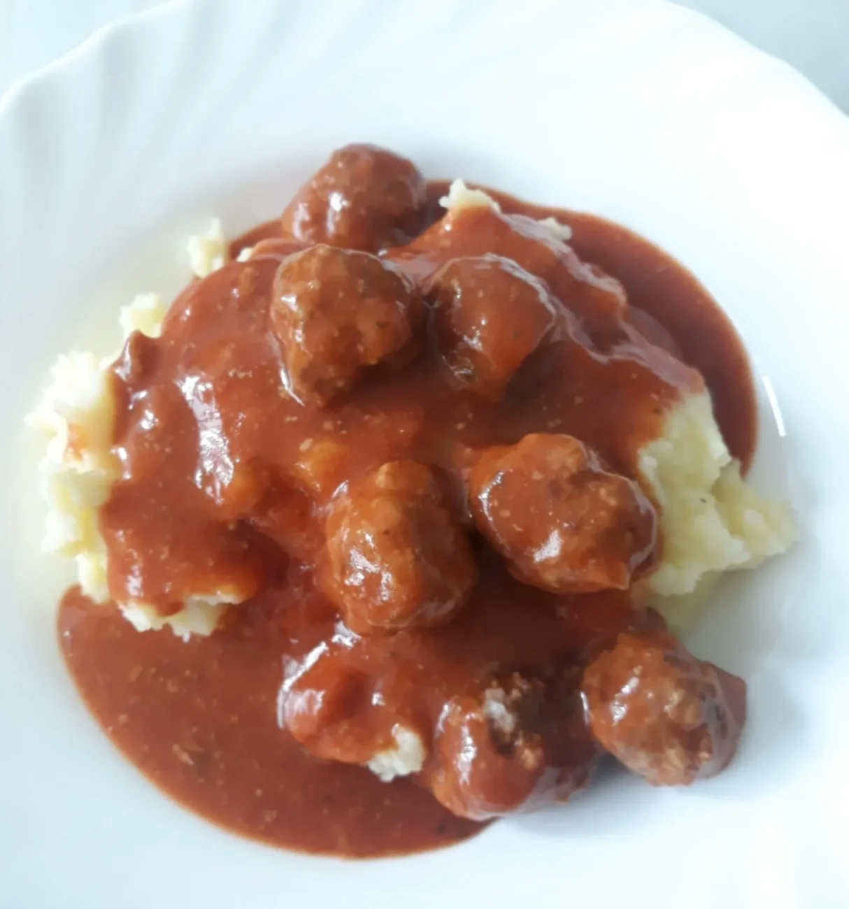 Mexican-Style Meatballs In Red Sauce