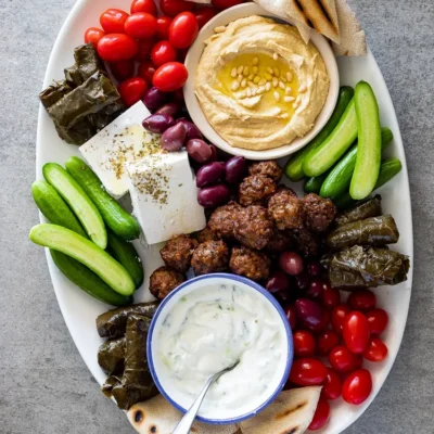 Meze Platter: Hummus