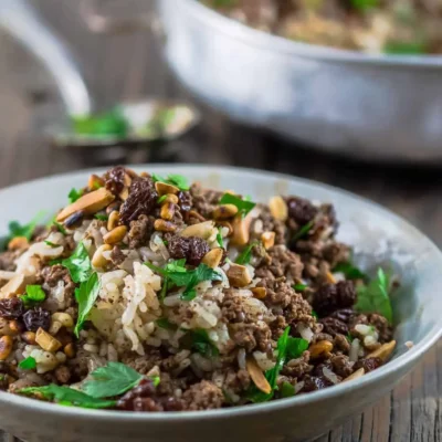 Middle Eastern Raisin Rice