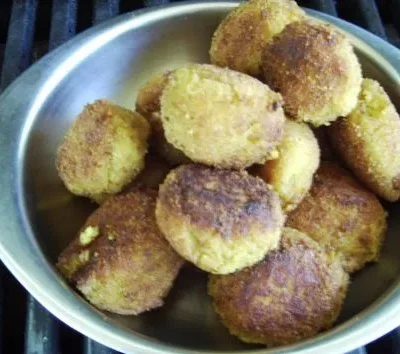 Minced Prawn Curry Balls