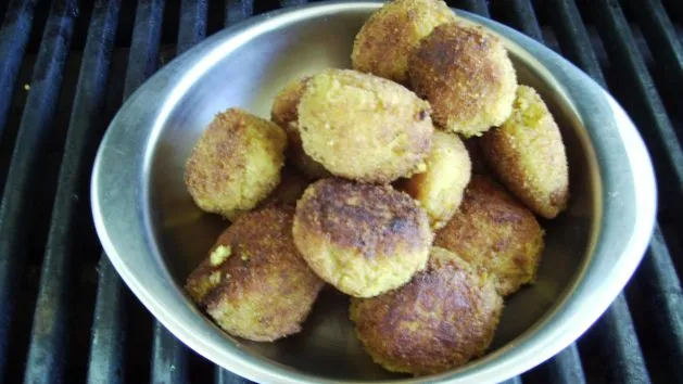 Minced Prawn Curry Balls